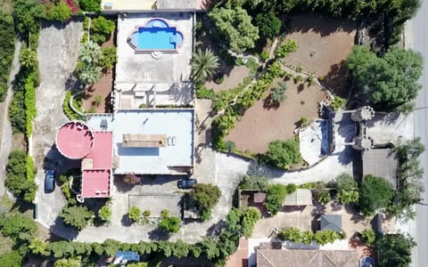 Bird's eye view, Swimming pool