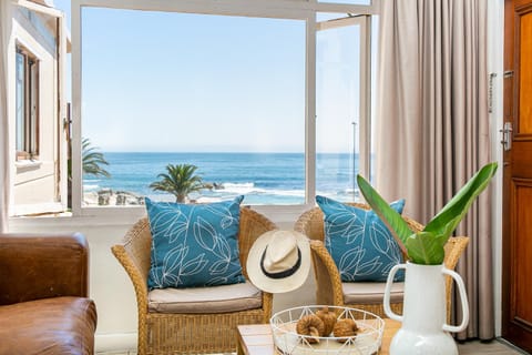 Camps Bay Village - Studios and Apartments Apartment hotel in Camps Bay