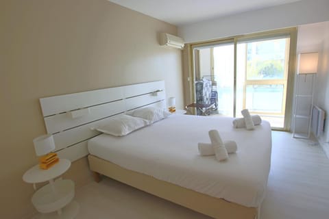 Apartment Seaside Condominio in Cannes