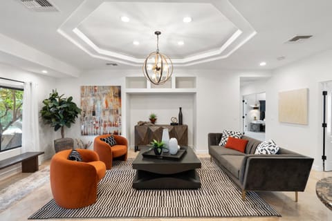 Minutes from Shopping, Old Town, Dining & Golf House in Paradise Valley