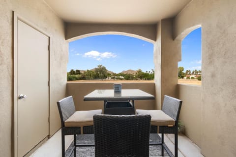 Resort Style Condo in Scottsdale House in Paradise Valley