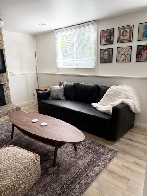 New cozy Fall foothill retreat in Boulder House in Boulder