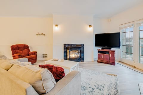 The Charleston at the Judith Ann Inn Apartment in Ocean Shores