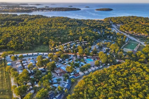 Property building, Natural landscape