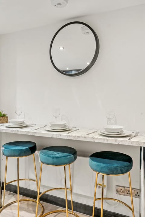 Boutique and Comfortable Apartment with Parking Apartment in Selby