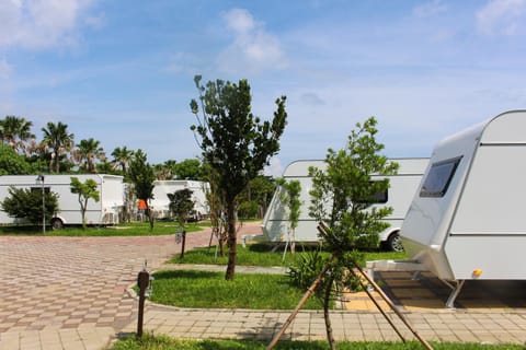 Kenting Houbihu Camping Car B&B Campeggio /
resort per camper in Hengchun Township