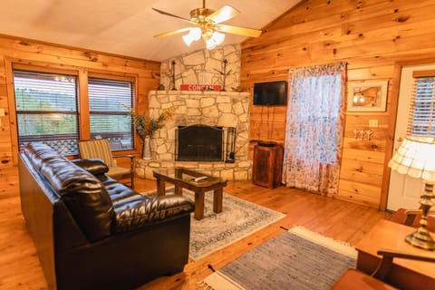 Agaritaville House in Concan