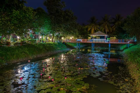 Panpim Resort Bed and Breakfast in Laos