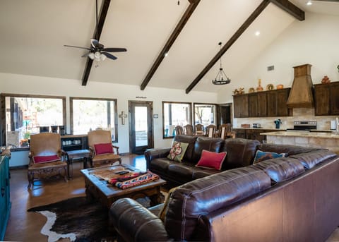 Casa Suerte House in Concan