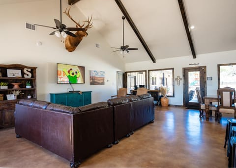 Casa Suerte House in Concan