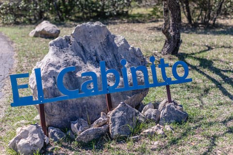 El Cabinito Cabin in Concan