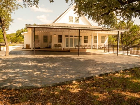 Farmhouse House in Concan