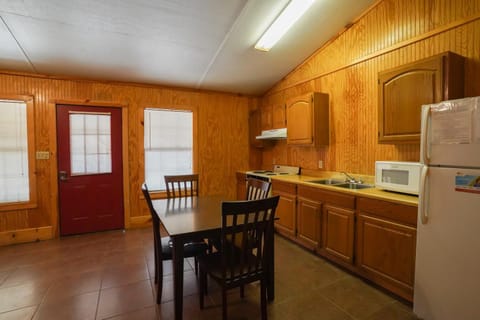 Frio Country #10 House in Concan