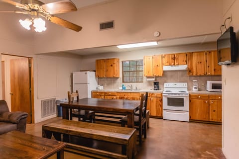 Frio Country #22 House in Concan