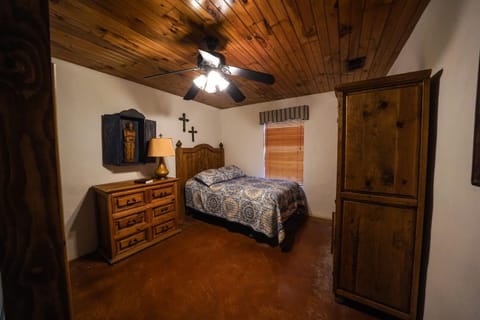 La Campana House in Concan