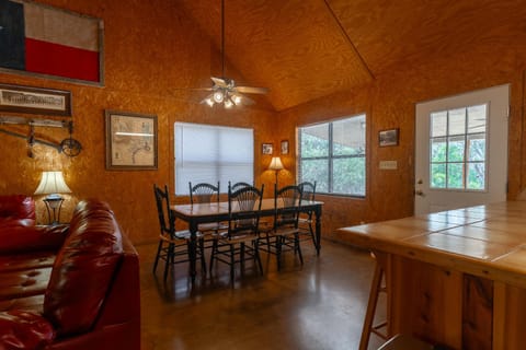 River Road House House in Concan