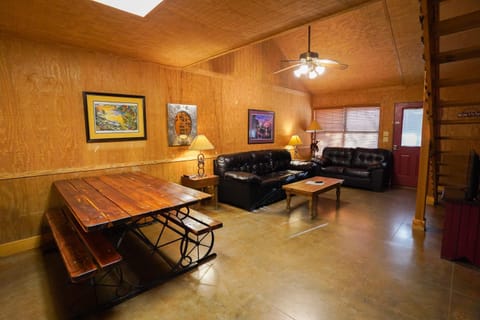 Riviera E House in Concan