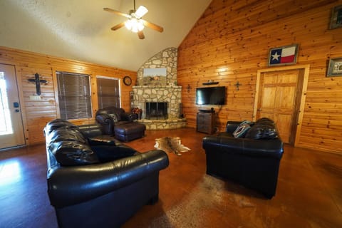 Silver Spur House in Concan