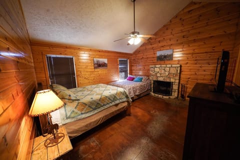 Silver Spur House in Concan