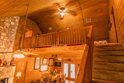 Smokey Canyon House in Concan