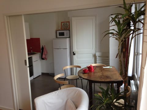Appartement Comme Une Petite Maison Apartamento in Vanves