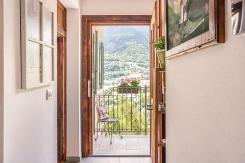 Spring, Day, Natural landscape, View (from property/room), Balcony/Terrace, Mountain view