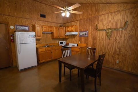 Frio Country #25 by Frio Country Resort House in Concan