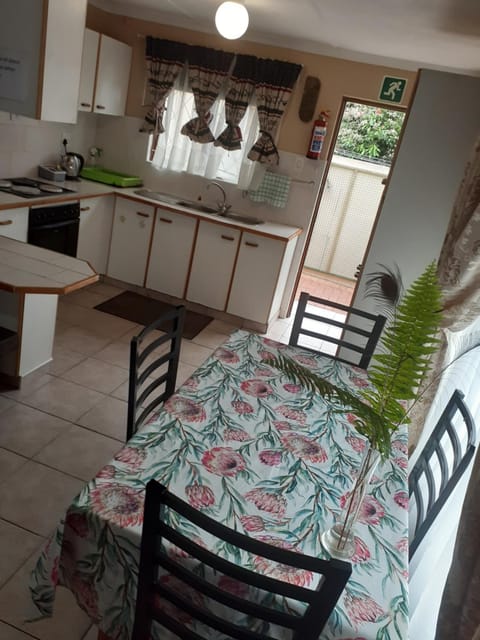 JoThams Bed & Breakfast or Self-catering Alojamiento y desayuno in Durban