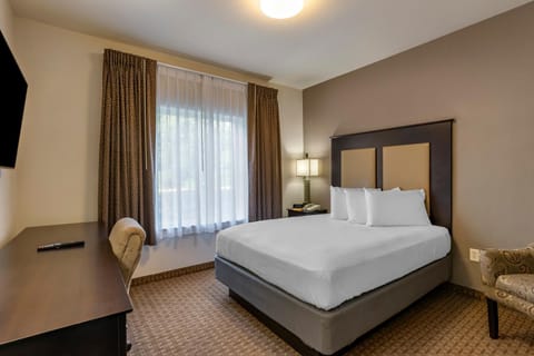Stay-Over Suites - Fort Gregg-Adams Area Hotel in Chesterfield County