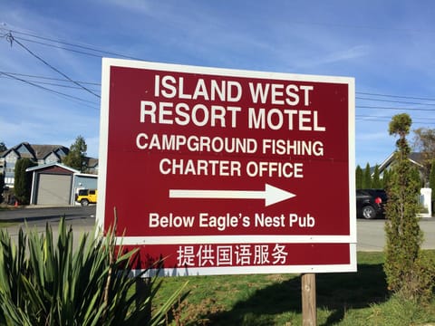 Island West Resort Motel in Ucluelet