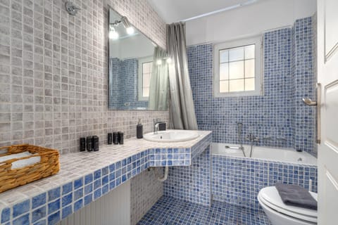 One North Living - Marousi - Omorfokklisias 27 by K&M Apartment in Chalandri