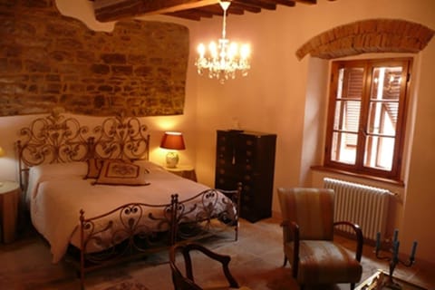 La Piazzetta Toscana B&B Bed and breakfast in Campiglia Marittima