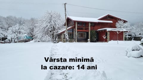 Property building, Winter, Inner courtyard view