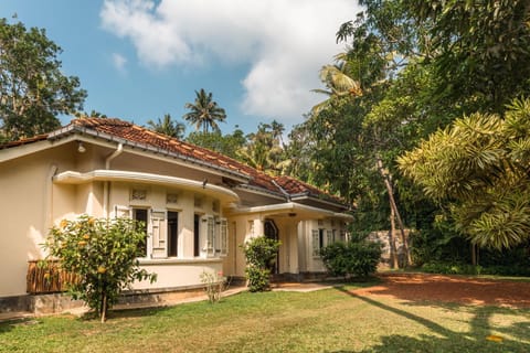 Coconut Grove Villa in Ahangama