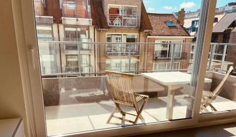 Dolce Vita - zonnig familie appartement met garagebox Eigentumswohnung in Koksijde