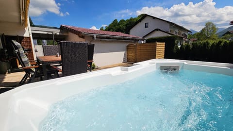 Garden, Garden, Hot Tub, Garden view, Garden view