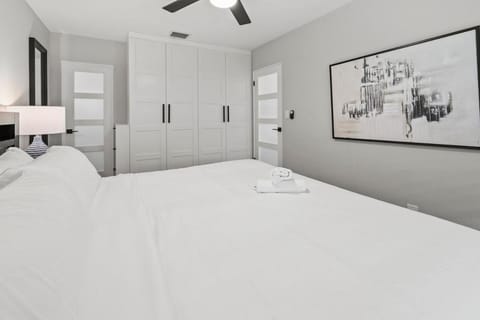 Fully equipped apartment in central Wilton Manors Apartment in Wilton Manors