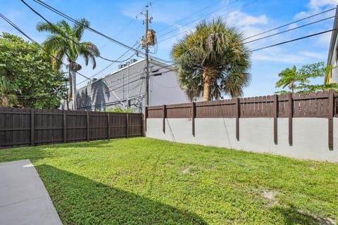 Fully equipped apartment in central Wilton Manors Apartment in Wilton Manors