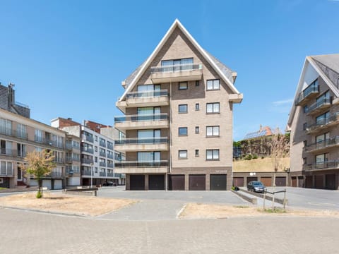 Property building, Summer