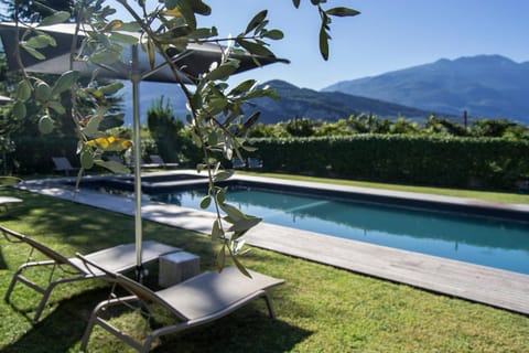 Garden, Living room, Pool view, Swimming pool, Swimming pool