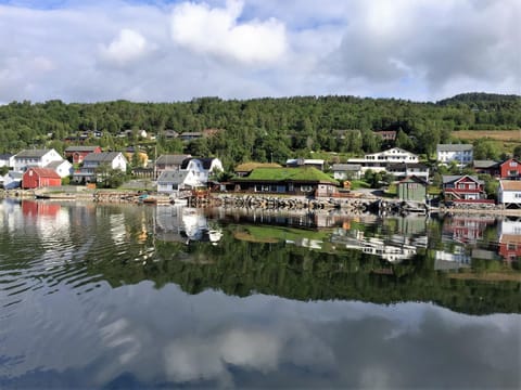 Solstrand Fjord Holiday Condo in Trondelag