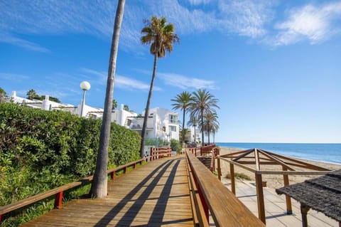 Nearby landmark, Neighbourhood, Beach, Hiking