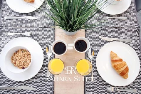 Dining area, Breakfast, Lunch, Dinner