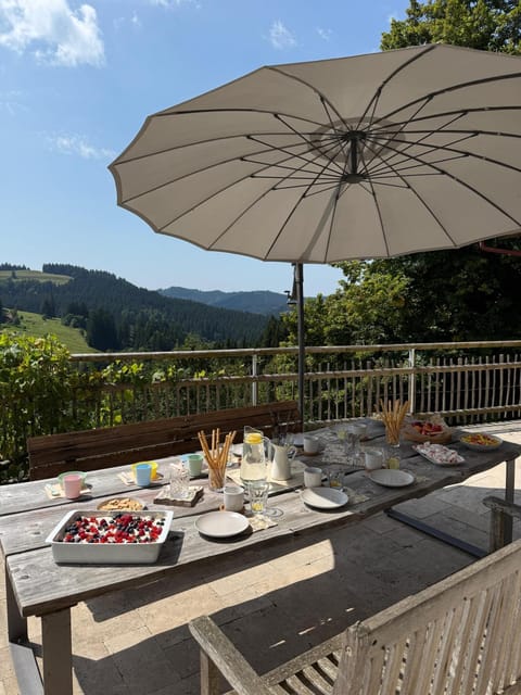 Natural landscape, View (from property/room), Balcony/Terrace, Food and drinks, Food