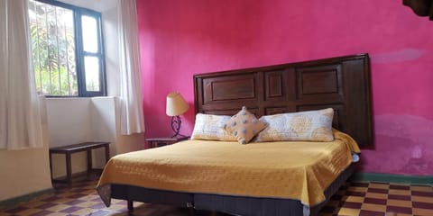 Bed, Photo of the whole room, Decorative detail, Bedroom