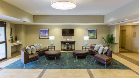 Candlewood Suites Overland Park W 135th St, an IHG Hotel Hotel in Overland Park