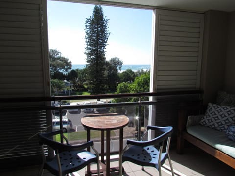 Marine Boutique Studio - Ocean View Apartment in Kingscliff