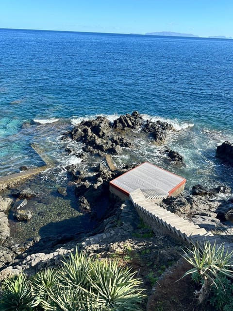 Santa Cruz Ocean Villa Villa in Madeira District