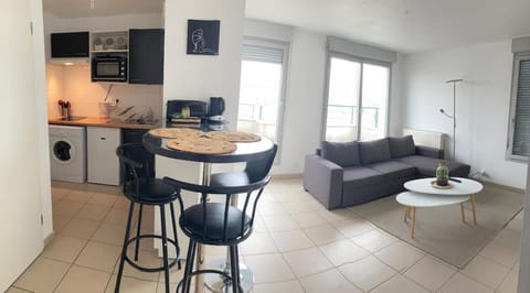 T2 Grande Terrasse à La Riche Apartment in Tours