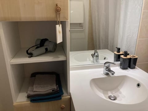 T2 Grande Terrasse à La Riche Apartment in Tours